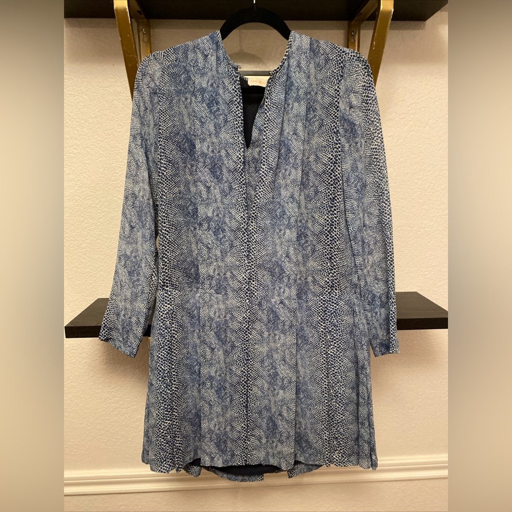 PRISTINE - Tory Burch Blue Snake Print Dress - Size 2 - Light, Cool and Comfy!